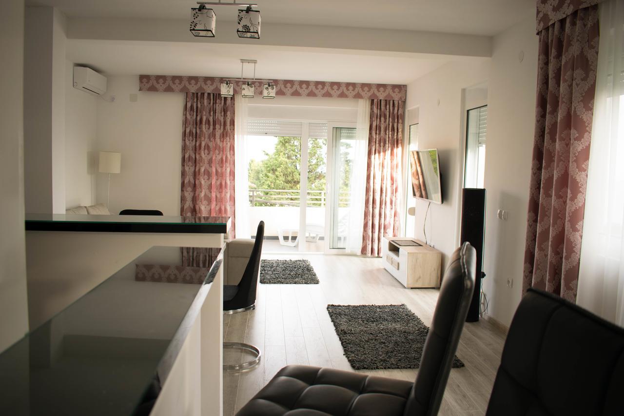 Apartments Stojanovic อุลซิน ภายนอก รูปภาพ
